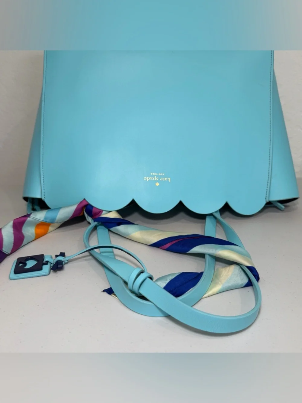 Kate Spade Magnolia Street Mina Large Scalloped Edge Tote Handbag - Picture 8 of 11